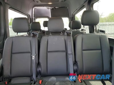 Zdjęcie 10 z 13 samochodu: 2024 MERCEDES BENZ SPRINTER 2500 VIN:W1Z4NFHY6RP735142 - miniatura