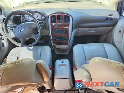 Zdjęcie 8 z 13 samochodu: 2005 CHRYSLER TOWN & COUNTRY LIMITED VIN:2C8GP64L45R286206 - miniatura