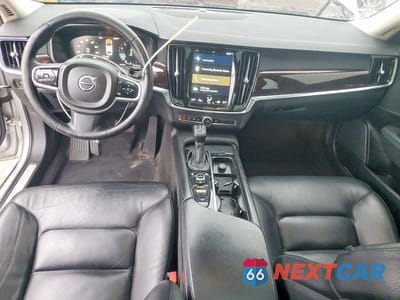 Zdjęcie 8 z 12 samochodu: 2017 VOLVO S90 T6 MOMENTUM VIN:YV1A22MK4H1011329 - miniatura