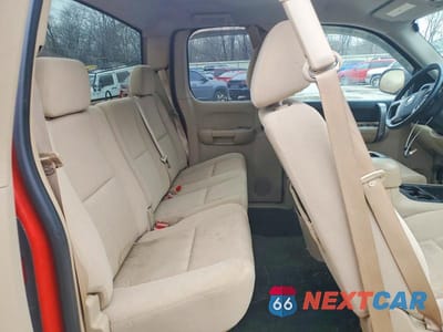 Zdjęcie 9 z 10 samochodu: 2008 CHEVROLET SILVERADO K1500 VIN:2GCEK19J081214939 - miniatura