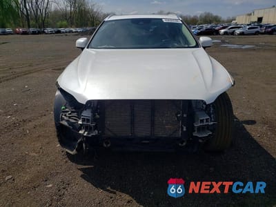 Piąte zdjęcie samochodu w środku: 2021 VOLVO XC60 T8 RECHARGE INSCRIPTION VIN:YV4BR0DL5M1855115 - miniatura