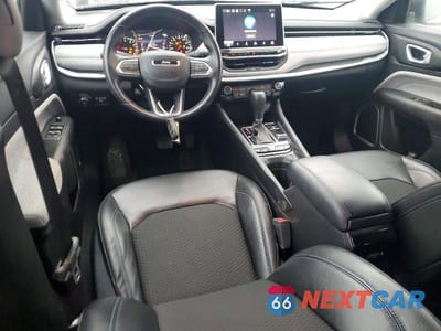 Zdjęcie 8 z 13 samochodu: 2022 JEEP COMPASS LATITUDE VIN:3C4NJDBB1NT233646 - miniatura