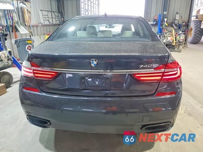 Zdjęcie 6 z 11 samochodu: 2019 BMW 740 I VIN:WBA7E2C58KB217299 - miniatura