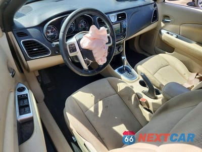 Zdjęcie 8 z 12 samochodu: 2013 CHRYSLER 200 TOURING VIN:1C3BCBEG9DN509356 - miniatura