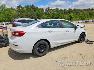 Czwarte zdjęcie samochodu z boku: 2019 CHEVROLET CRUZE LS VIN:1G1BC5SM9K7149409 - miniatura