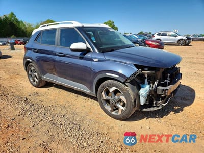 Czwarte zdjęcie samochodu z boku: 2020 HYUNDAI VENUE DENIM VIN:KMHRC8A33LU049787 - miniatura