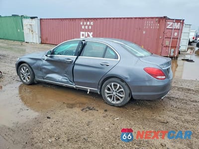 Drugie zdjęcie samochodu z przodu: 2017 MERCEDES-BENZ C 300 4MATIC VIN:55SWF4KB2HU196100 - miniatura