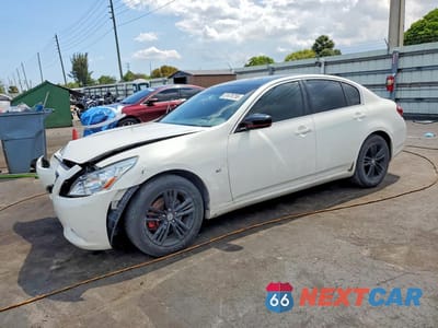 2015 INFINITI Q40 BASE JN1CV6AR0FM522811 - główne zdjęcie licytacji z USA - miniatura