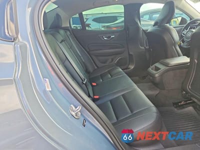 Zdjęcie 10 z 11 samochodu: 2023 VOLVO S60 PLUS VIN:7JRL12FW3PG252068 - miniatura