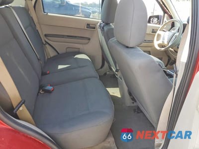 Zdjęcie 11 z 13 samochodu: 2009 FORD ESCAPE XLS VIN:1FMCU027X9KD01657 - miniatura