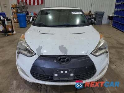 Piąte zdjęcie samochodu w środku: 2012 HYUNDAI VELOSTER BASE VIN:KMHTC6ADXCU074303 - miniatura