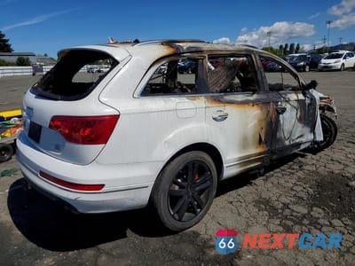 Trzecie zdjęcie samochodu z tyłu: 2011 AUDI Q7 PREMIUM PLUS VIN:WA1LMAFE9BD000157 - miniatura