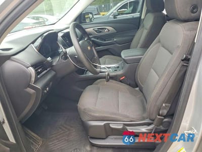 Zdjęcie 7 z 13 samochodu: 2019 CHEVROLET TRAVERSE LS VIN:1GNERFKW0KJ189706 - miniatura
