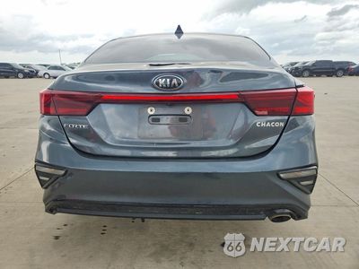 Zdjęcie 6 z 12 samochodu: 2021 KIA FORTE VIN:3KPF24AD4ME355523 - miniatura