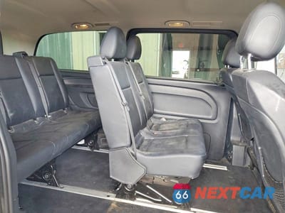 Zdjęcie 11 z 12 samochodu: 2016 MERCEDES-BENZ METRIS VIN:WD4PG2EE0G3096964 - miniatura