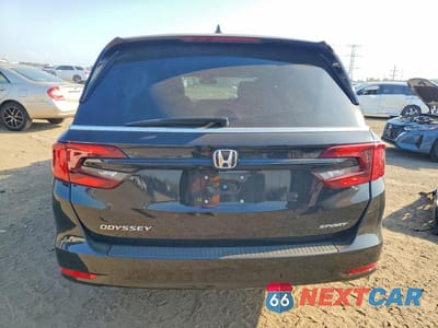Zdjęcie 6 z 13 samochodu: 2023 HONDA ODYSSEY SPORT-L VIN:5FNRL6H74PB055825 - miniatura