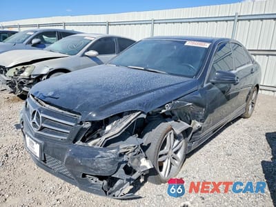 2014 MERCEDES-BENZ C 250 WDDGF4HBXEG237867 - główne zdjęcie licytacji z USA - miniatura