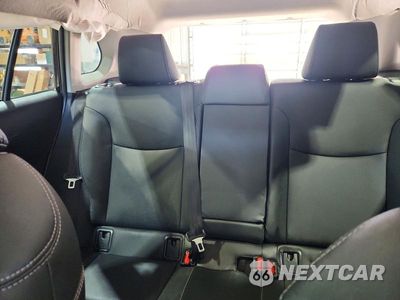 Zdjęcie 10 z 14 samochodu: 2026 TOYOTA COROLLA CROSS XLE VIN:7MUDAABG2TV180250 - miniatura