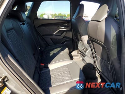 Zdjęcie 11 z 14 samochodu: 2025 AUDI SQ5 PREMIUM PLUS VIN:WA125AGU0S2018394 - miniatura