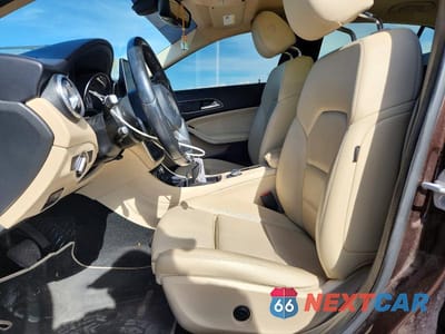 Zdjęcie 7 z 13 samochodu: 2016 MERCEDES-BENZ GLA 250 4MATIC VIN:WDCTG4GB4GJ197289 - miniatura