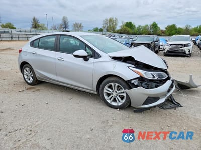 Zdjęcie 6 z 14 samochodu: 2019 CHEVROLET CRUZE LS VIN:3G1BC6SM3KS613494 - miniatura