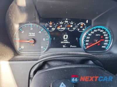 Zdjęcie 9 z 13 samochodu: 2017 CHEVROLET SUBURBAN K1500 LT VIN:1GNSKHKC4HR272218 - miniatura