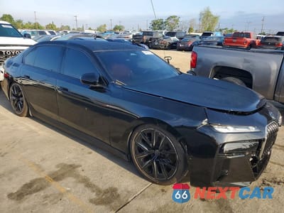 Czwarte zdjęcie samochodu z boku: 2025 BMW I7 EDRIVE50 VIN:WBY43EJ08SCU94256 - miniatura