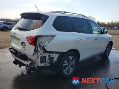 Trzecie zdjęcie samochodu z tyłu: 2017 NISSAN PATHFINDER SL VIN:5N1DR2MMXHC605858 - miniatura