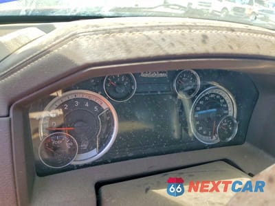 Zdjęcie 9 z 12 samochodu: 2015 RAM 3500 LARAMIE VIN:3C63R3ML0FG702680 - miniatura