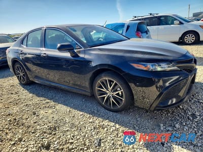 Czwarte zdjęcie samochodu z boku: 2024 TOYOTA CAMRY SE VIN:4T1T11AK9RU892332 - miniatura