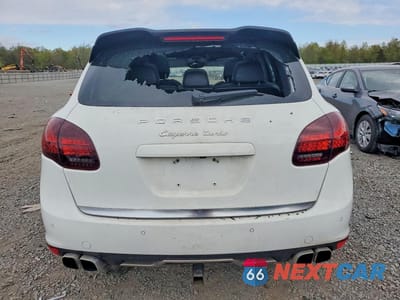 Zdjęcie 6 z 13 samochodu: 2012 PORSCHE CAYENNE TURBO VIN:WP1AC2A25CLA84695 - miniatura