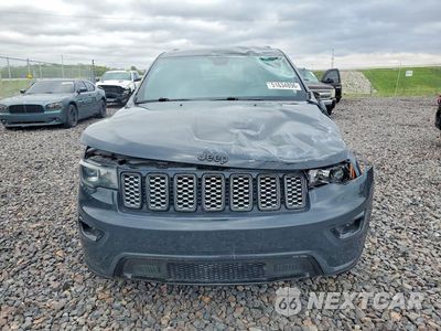 Piąte zdjęcie samochodu w środku: 2017 JEEP GRAND CHEROKEE LAREDO VIN:1C4RJFAG6HC895457 - miniatura