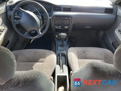 Zdjęcie 8 z 12 samochodu: 1998 NISSAN SENTRA VIN:1N4AB41D7WC709657 - miniatura
