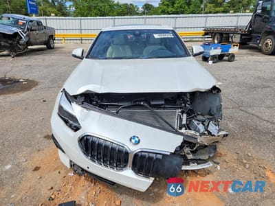 Piąte zdjęcie samochodu w środku: 2020 BMW 228XI VIN:WBA73AK08L7F70882 - miniatura
