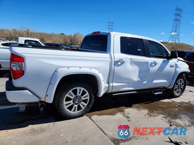 Trzecie zdjęcie samochodu z tyłu: 2019 TOYOTA TUNDRA PLATINUM VIN:5TFAY5F17KX811797 - miniatura