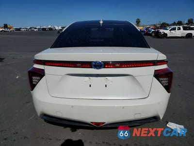 Zdjęcie 6 z 13 samochodu: 2016 TOYOTA MIRAI BASE VIN:JTDBVRBD6GA000734 - miniatura