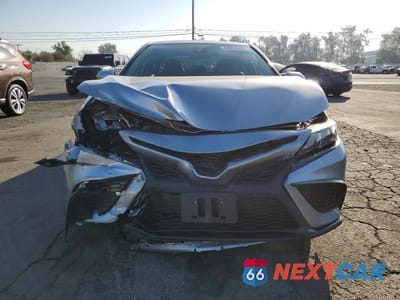 Piąte zdjęcie samochodu w środku: 2023 TOYOTA CAMRY SE VIN:4T1T11AK1PU802877 - miniatura