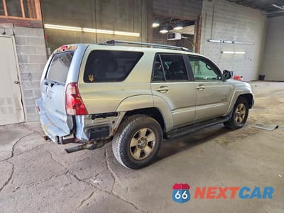 Trzecie zdjęcie samochodu z tyłu: 2004 TOYOTA 4RUNNER SR5 VIN:JTEBU14R740042159 - miniatura