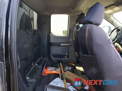 Zdjęcie 10 z 12 samochodu: 2021 FORD F350 VIN:1FT8X3DT5MED32867 - miniatura