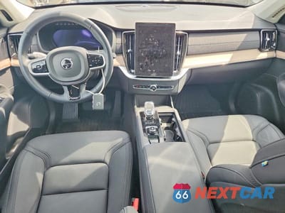 Zdjęcie 8 z 13 samochodu: 2025 VOLVO XC90 PLUS VIN:YV4062PB5S1363230 - miniatura