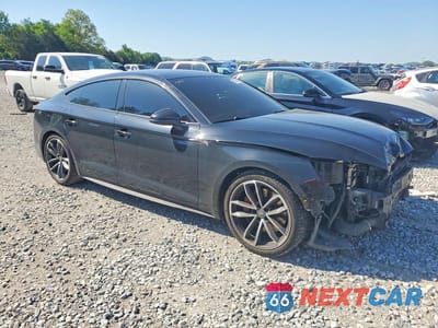 Czwarte zdjęcie samochodu z boku: 2018 AUDI S5 PRESTIGE VIN:WAUC4CF53JA030656 - miniatura