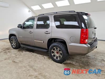 Drugie zdjęcie samochodu z przodu: 2011 GMC YUKON SLE VIN:1GKS2AE00BR273699 - miniatura