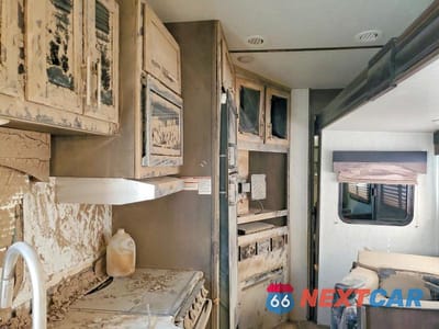 Zdjęcie 9 z 10 samochodu: 2019 STARCRAFT TELLURIDE CAMPER VIN:1SACS0BS1K2FA5079 - miniatura