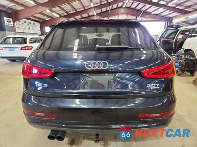 Zdjęcie 6 z 12 samochodu: 2015 AUDI Q3 PREMIUM PLUS VIN:WA1EFCFS1FR004684 - miniatura