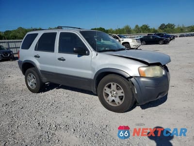 Czwarte zdjęcie samochodu z boku: 2004 FORD ESCAPE XLT VIN:1FMCU93104KA42622 - miniatura