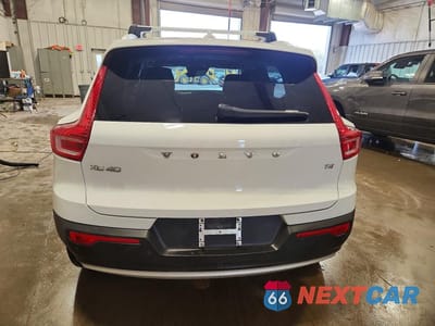 Zdjęcie 6 z 13 samochodu: 2020 VOLVO XC40 T4 MOMENTUM VIN:YV4AC2HK9L2326768 - miniatura
