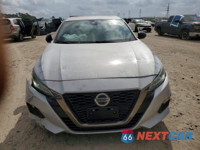 Piąte zdjęcie samochodu w środku: 2021 NISSAN ALTIMA 2.5 SR VIN:1N4BL4CV3MN317123 - miniatura