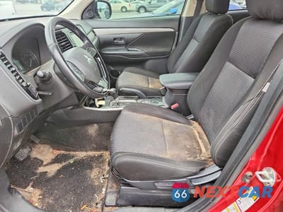 Zdjęcie 7 z 12 samochodu: 2017 MITSUBISHI OUTLANDER ES VIN:JA4AD2A30HZ067549 - miniatura