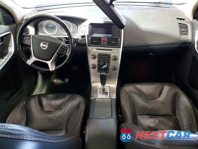 Zdjęcie 8 z 13 samochodu: 2012 VOLVO XC60 3.2 VIN:YV4940DZ5C2307206 - miniatura