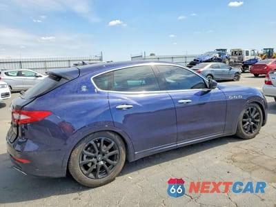 Trzecie zdjęcie samochodu z tyłu: 2019 MASERATI LEVANTE VIN:ZN661XUA9KX338184 - miniatura